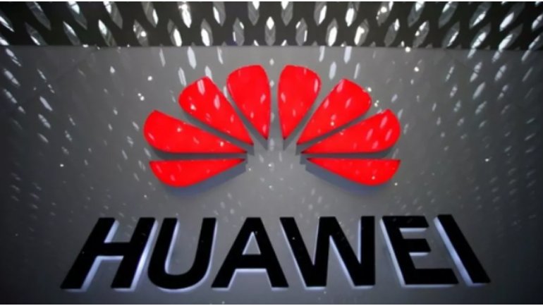 Huawei'nin düşüşü sürüyor